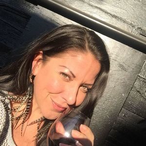 Meet your Posher, Calley